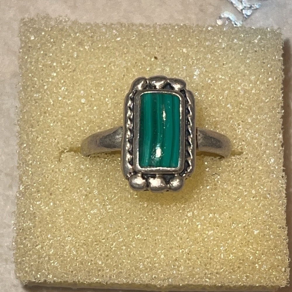 Malachite Ornate Sterling Silver Healing Properties Ring Size 6 - Picture 3 of 14
